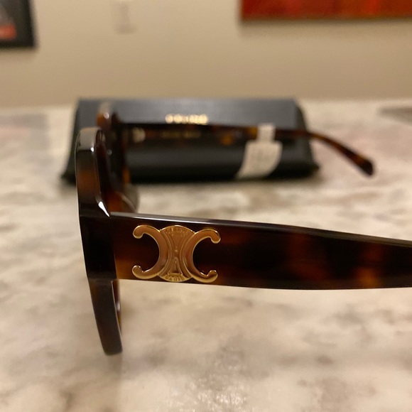 TRIOMPHE 02 SUNGLASSES IN ACETATE - Tortoise shell - Picture 3 of 10